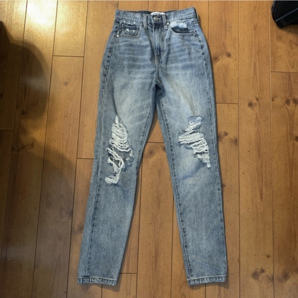 Tillys RSQ womens 90s jeans